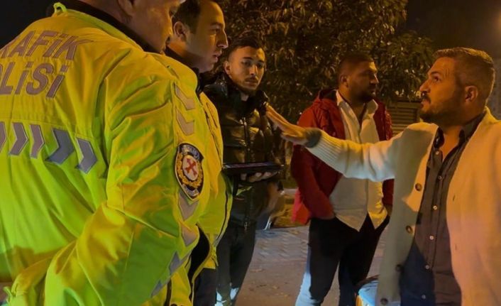 Alkollü sürücüden polise: "Ehliyetimi alma kemerden ceza yaz"