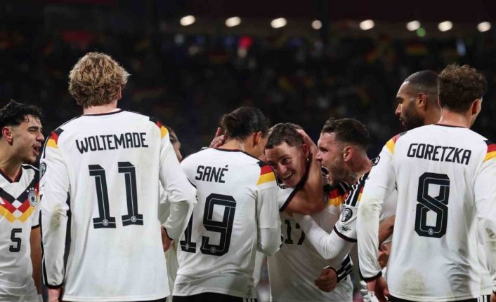 Almanya, Dünya Kupası biletini 6 golle aldı
