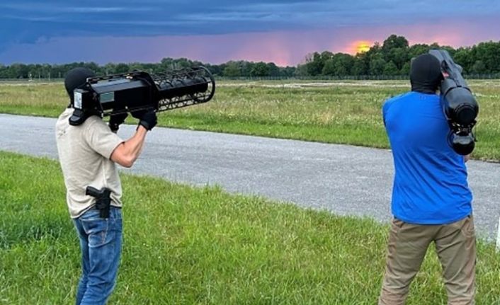 Almanya’da havalimanları için 100 milyon euroluk dron savunması