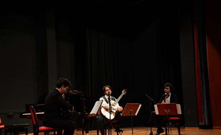 Anadolu Üniversitesinde Gitar Sanat Dalı Konseri