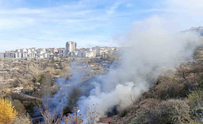 Ankara’da çöp yangını kontrol altına alındı