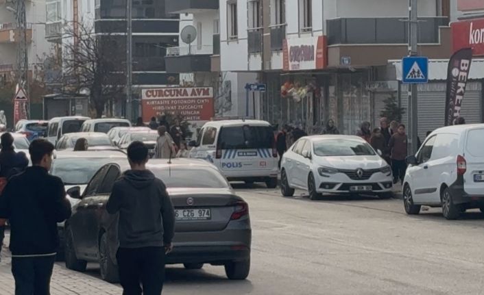 Ankara’da liseli gençler arasında bıçaklı kavga: 1 öğrenci yaralandı