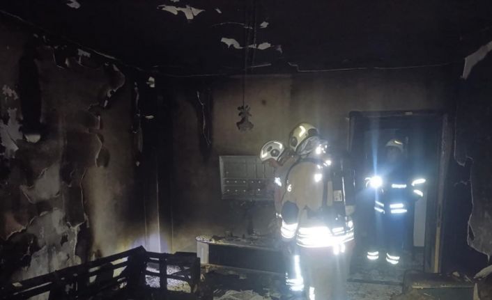 Antakya’da yanan ev kullanılmaz hale geldi