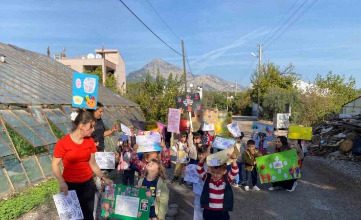 Antalya’da minik adımlarla ‘en haklı’ yürüyüş