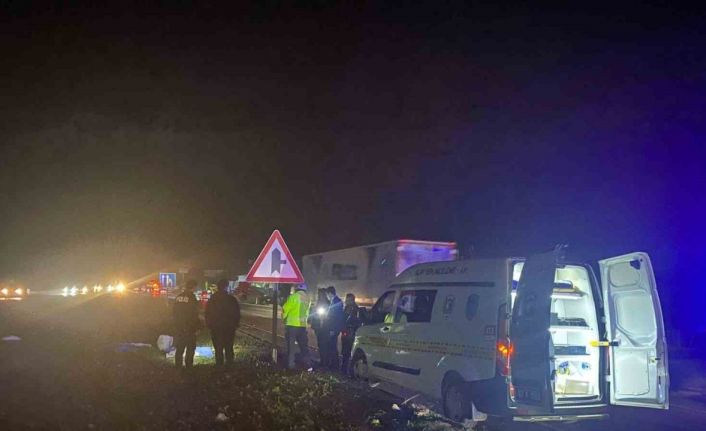 Antalya’da otomobil iki öğrenciye çarptı: 1 ölü, 1 yaralı