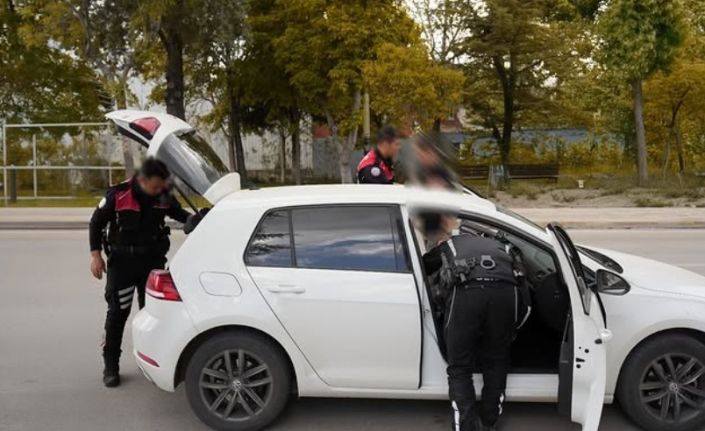 Aracında 70 adet sentetik kannabinoid ile yakalanan şüpheli hakkında adli işlem başlatıldı