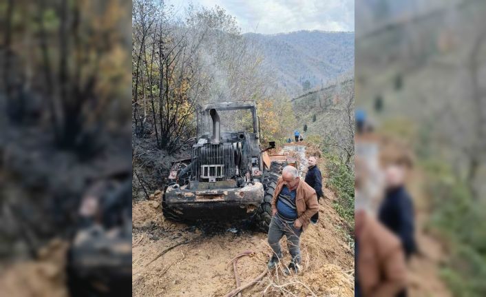 Artvin’de iş makinesi alev aldı
