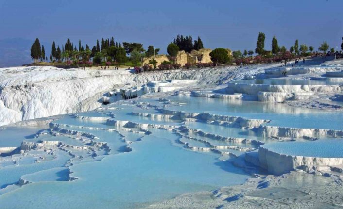 Avrupalı turistlerin dönüşüyle 2026 Pamukkale ve Karahayıt için yıldız yıl olacak