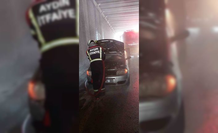 Aydın’da alt geçitte araç yangını
