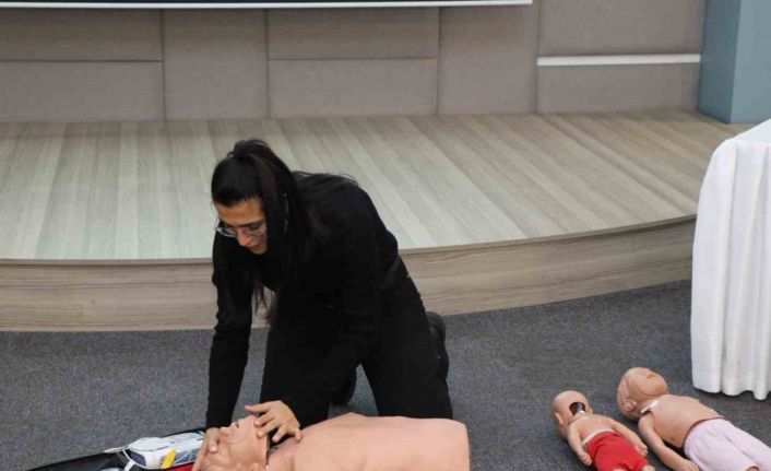 AYTO üyelerine temel ilk yardım eğitimi