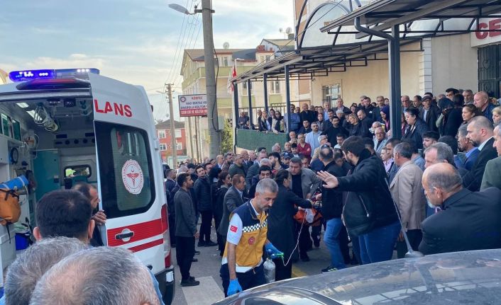 Babasının cenazesinde dayısını da kaybetti