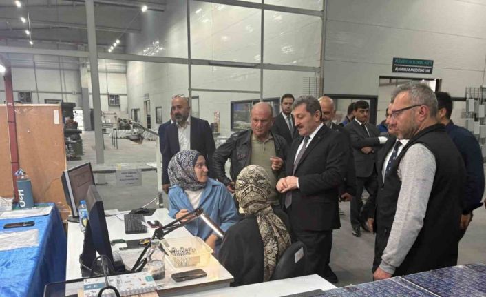 Bafra OSB’lerde üretim atağı: Vali Tavlı’dan yatırım turu