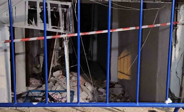 Bağcılar’da bodrum katta mutfak tüpü patladı: 3 yaralı