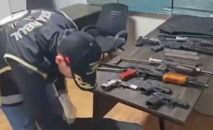 Bahçelievler’de suç örgütlerine yönelik operasyonlarda 8 kişi gözaltına alındı