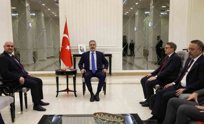 Bakan Fidan, Irak Türkmen Cephesi Başkanı Ağaoğlu ile görüştü