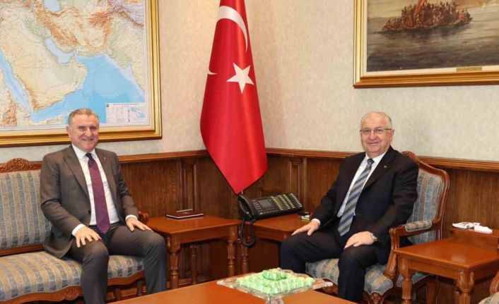 Bakan Güler, Bakan Bak ile görüştü