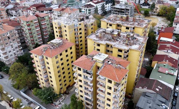 Bakan Kurum: "Doğuş Sitesi sakinleri artık korkuyla uyumayacak"