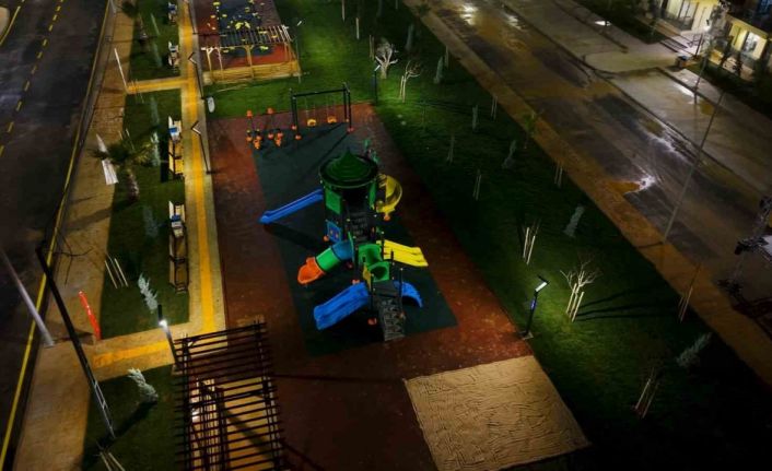 Bakan Kurum: "Küllerinden doğan Hatay’ımız yine ışıl ışıl"