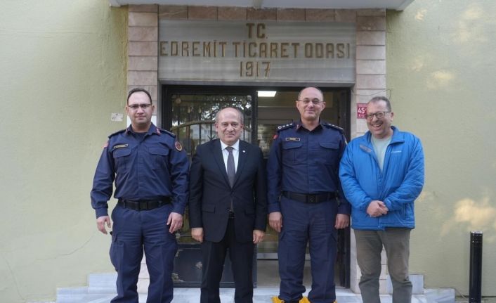 Balıkesir İl Jandarma Komutanı Murat Özer’den Edremit Ticaret Odasına ziyaret