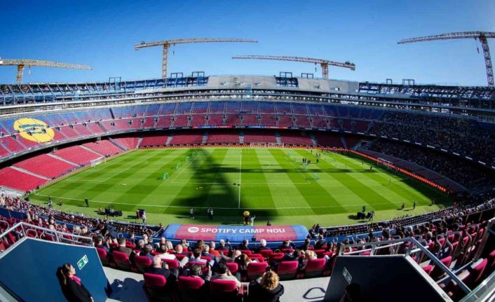 Barcelona yuvasına döndü