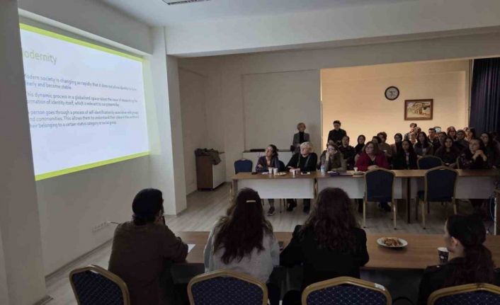 BARÜ’de Ukrayna Lviv Ivan Franko Ulusal Üniversitesi iş birliğinde uluslararası panel düzenlendi