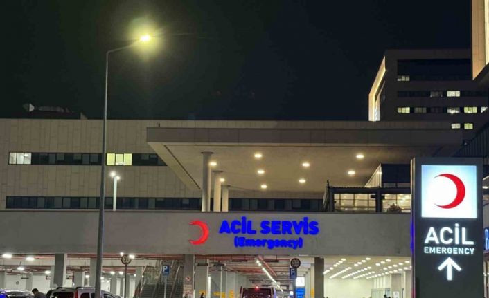 Başakşehir’de okuldaki gıda zehirlenmesi iddiasıyla ilgili kantinci çift gözaltına alındı