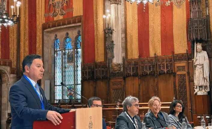 Başkan Aras’tan Barselona’da Akdeniz için önemli açıklamalar