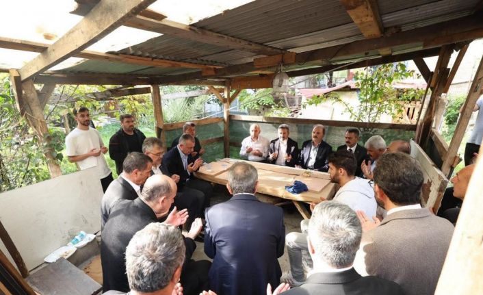 Başkan Büyükakın’dan acılı ailelere taziye ziyareti: "Bu acı hepimizin"