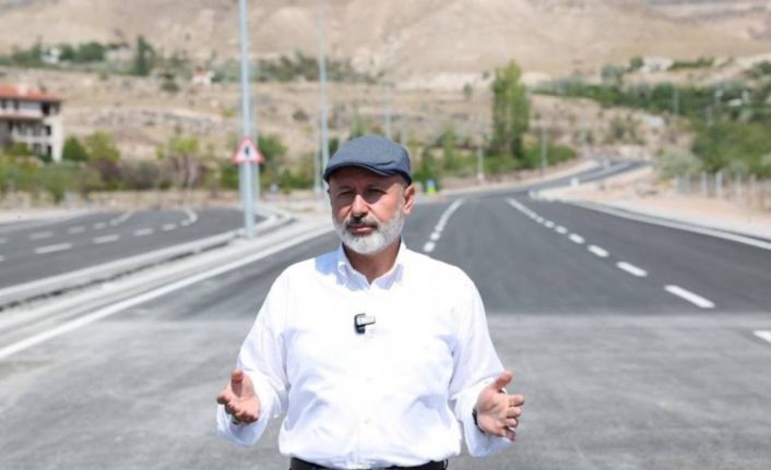 Başkan Çolakbayrakdar: "Kayseri’mizin trafik yükünü hafifleten akıllı kavşakları yaygınlaştırıyoruz"