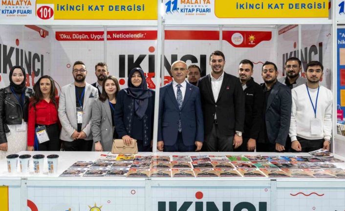 Başkan Er, Malatya Anadolu Kitap ve Kültür Fuarı’nda stantları gezdi