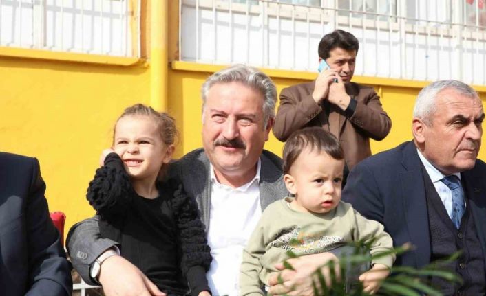 Başkan Palancıoğlu Esentepe Mumcular İlkokulu öğrencileri ile bir araya geldi