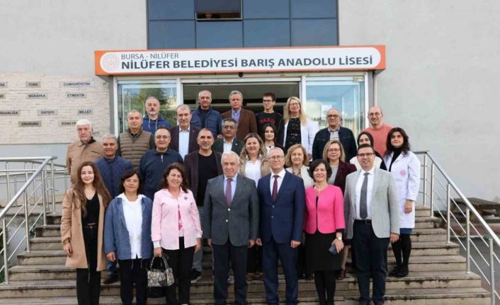 Başkan Şadi Özdemir: "Geleceği kuran öğretmenlerdir"