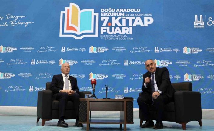 Başkan Sekmen kitapseverlerle buluştu