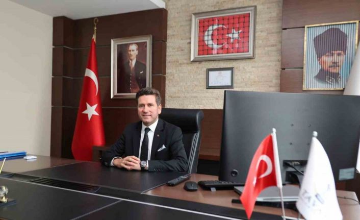 Başkan Tatık; "Atatürk, bir milletin kaderini değiştiren büyük bir lider olmasının yanında, fikirleri ile çağları aşan bir devlet adamıdır"