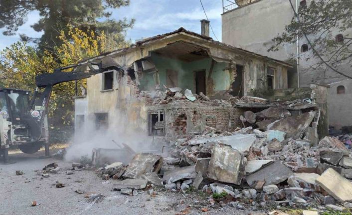 Başkan Türkel: "Kaçak yapılaşmaya ve metruk yapılara geçit vermeyeceğiz"