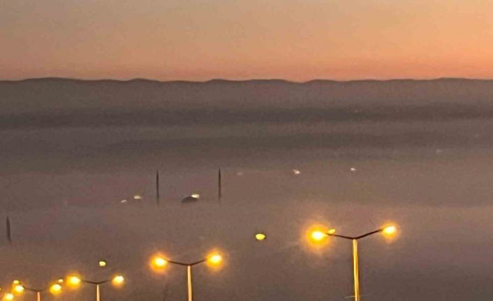 Batman’da yoğun sis ve gün batımı kartpostallık manzara oluşturdu