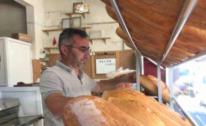 Bayburt’ta ekmek fiyatı 15 liraya yükseldi