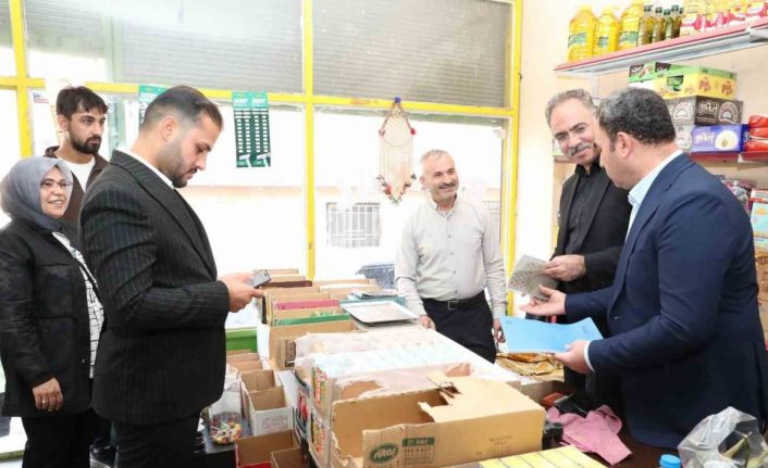 Belediye başkanı bakkalın zimem defterini satın aldı