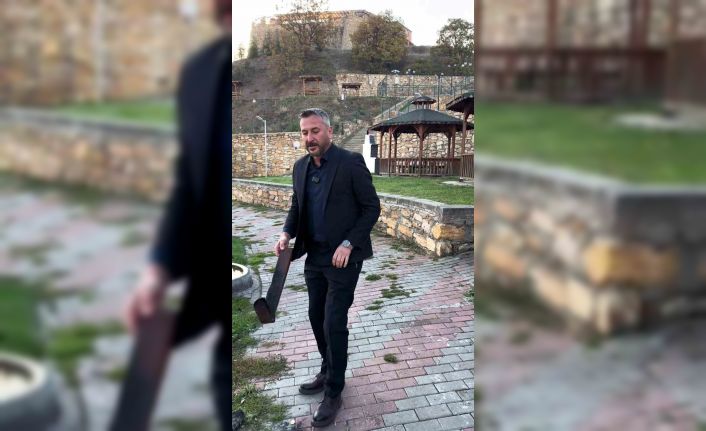 Belediye başkanı parka zarar verenlere tepki gösterdi