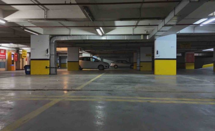 Beşiktaş’ta 7 gün 24 saat açık yeni otopark hizmete girdi