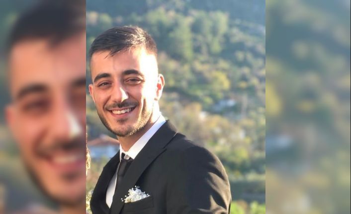 Beylik tabancasını tanıtırken arkadaşını vuran polisin yargılanmasına başlandı