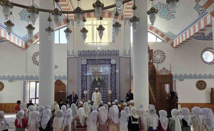 Bilal-i Habeşi Camisinde "Cami-Çocuk Buluşması"