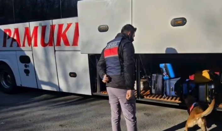 Bilecik’te aranan şahıslar için eş zamanlı operasyon