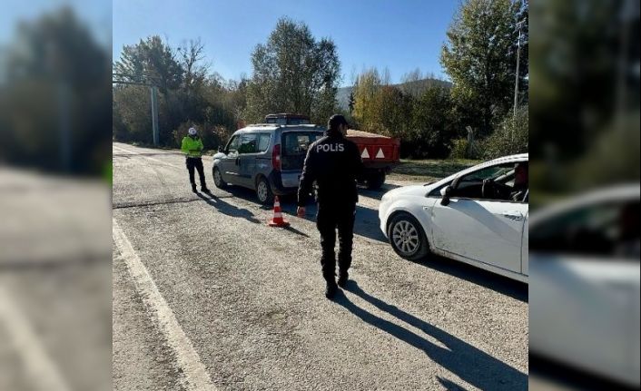 Bilecik’te göçmen kaçakçılığına yönelik denetim