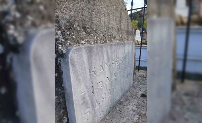 Bilecik’te tarihi keşif: Ünlü şairin babasının mezarı ortaya çıktı