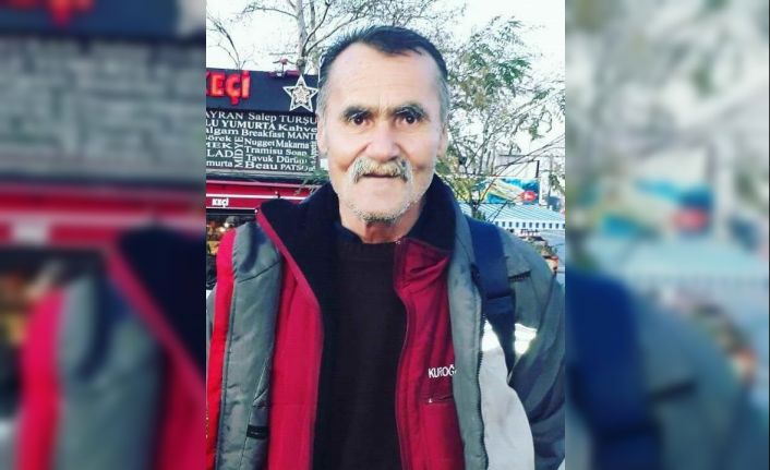 Bisikleti ile yolun karşısına geçmekte olan yaşlı adama otomobil çarptı: 1 ölü
