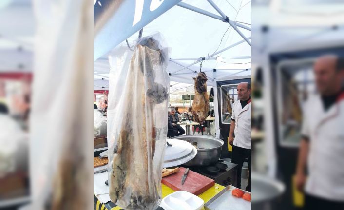 Bitlis’in yöresel ürünleri Ankaralılarla buluştu