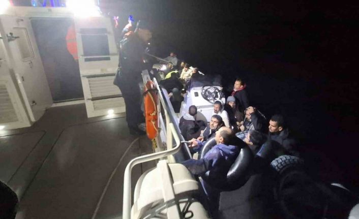Bodrum’da 5’i çocuk 26 düzensiz göçmen kurtarıldı