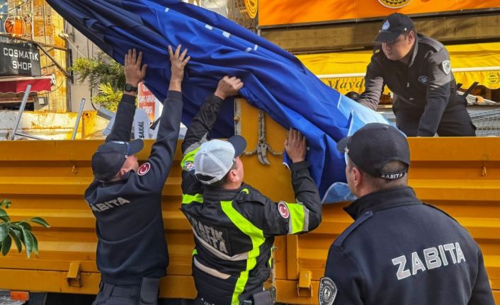 Bodrum’da kamusal alanlar işgallerden temizleniyor