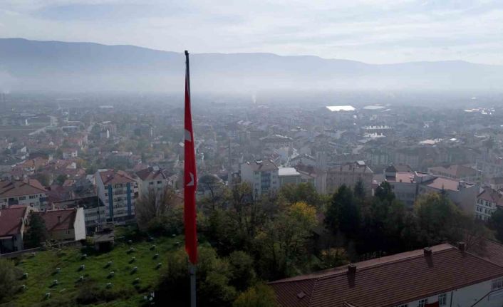 Bolu’yu sis tabakası kapladı